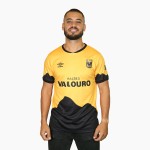 Amarelo