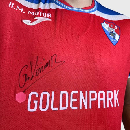 Camisola Principal Autografada Gil Vicente - G. Konan 3