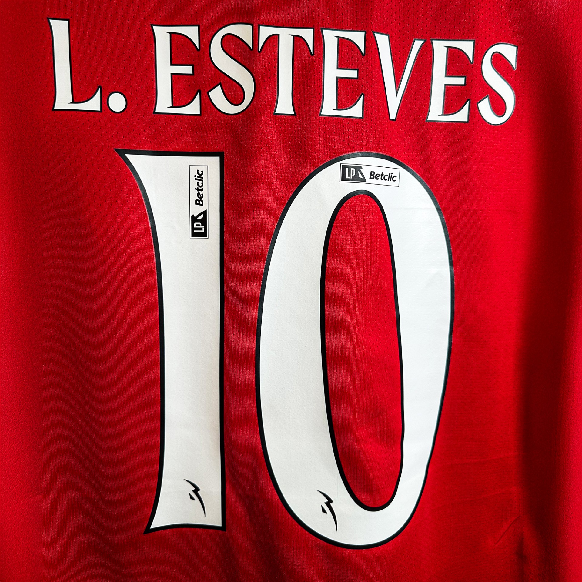 Camisola Principal Autografada Gil Vicente - L. Esteves 10