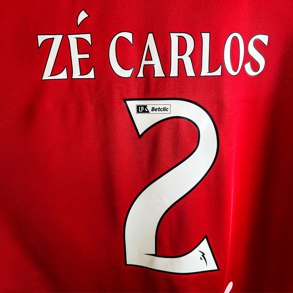 Camisola Principal Autografada Gil Vicente - Z� Carlos 2