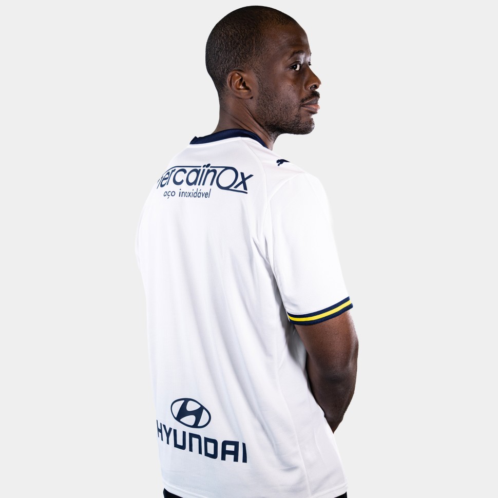 FC Famalic�o Home Jersey 2025-26