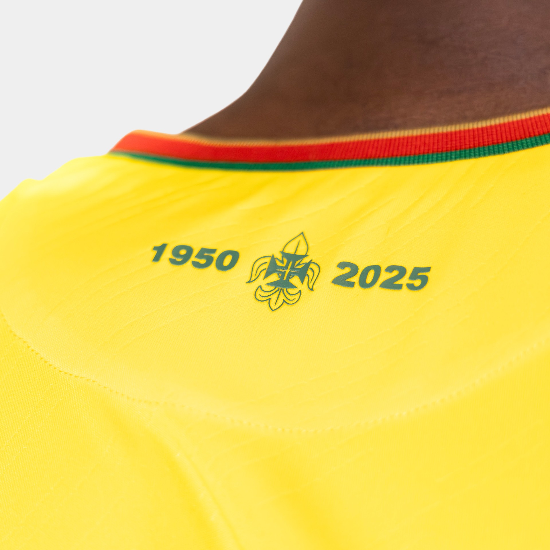 Camisola Equipamento Principal FC Paços Ferreira 2025-26