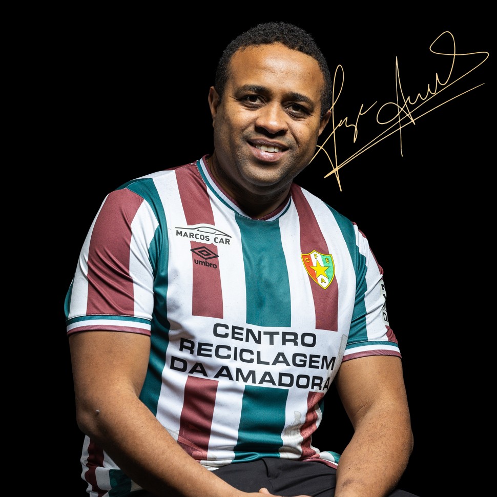 Autographed Home Jersey Est. Amadora - J. Andrade 10