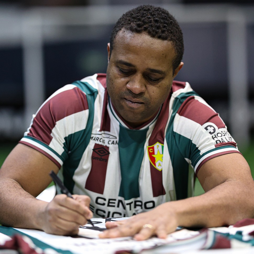Autographed Home Jersey Est. Amadora - J. Andrade 10