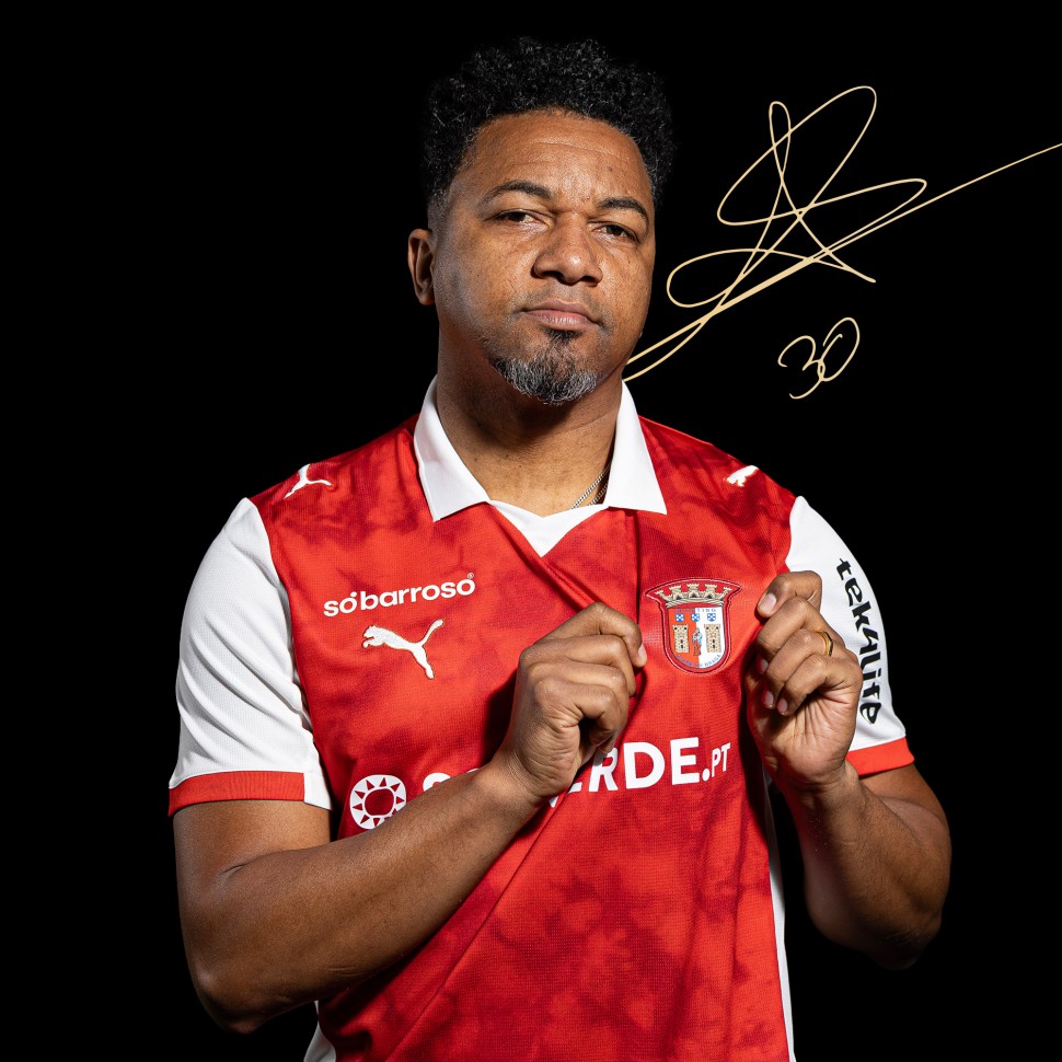 Autographed SC Braga Home Jersey - Alan 30