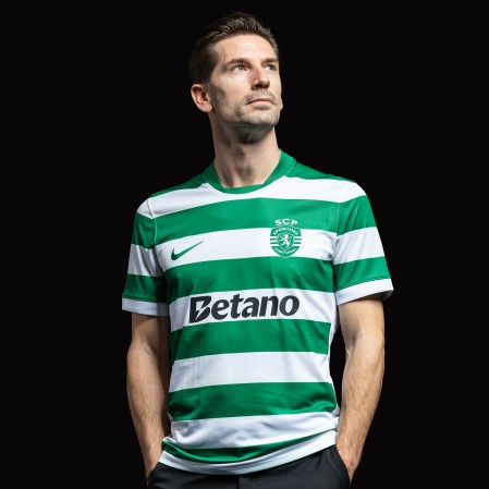 Camisola Principal Autografada Sporting CP - Adrien 23