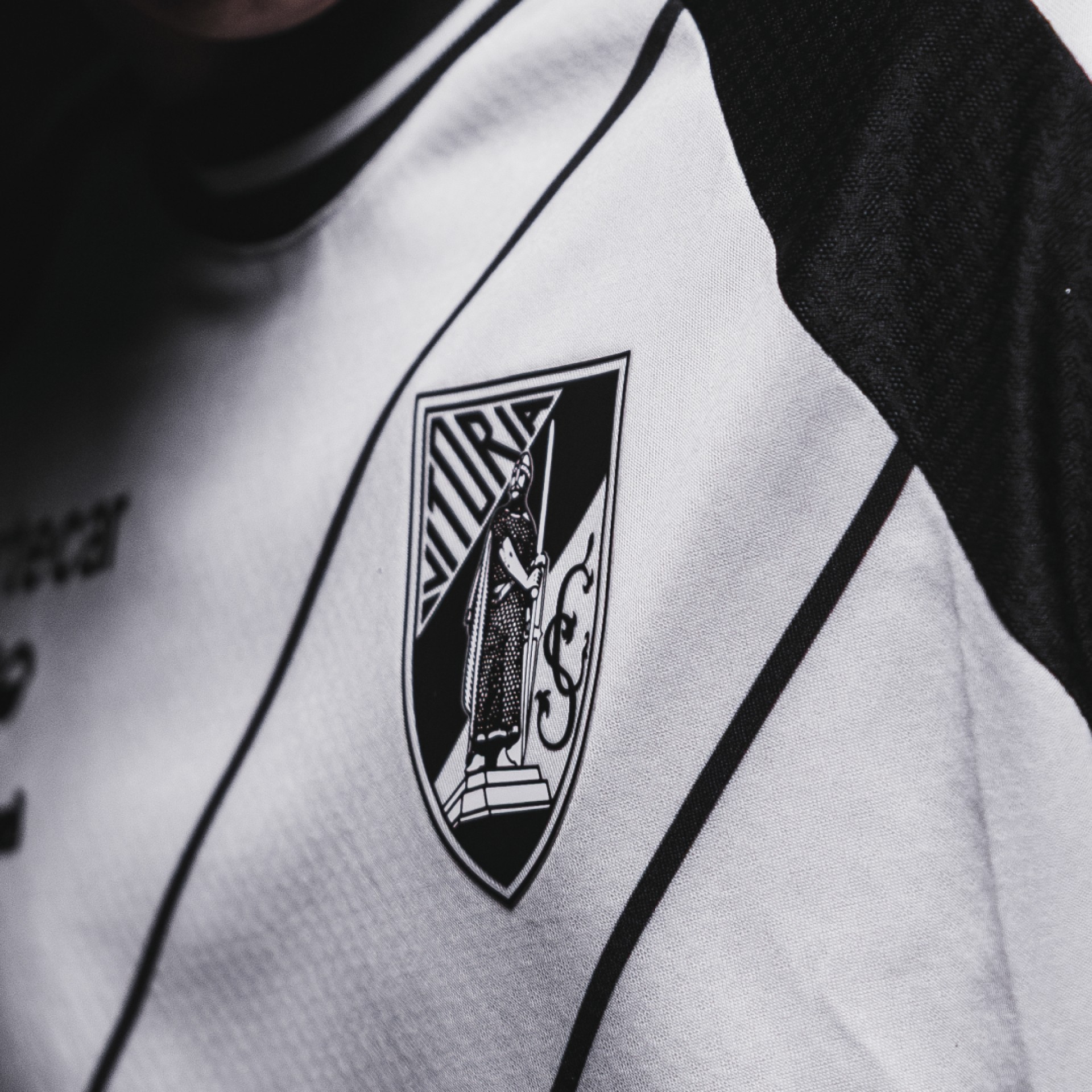 Camisola Equipamento Principal Vitória SC 2026-27